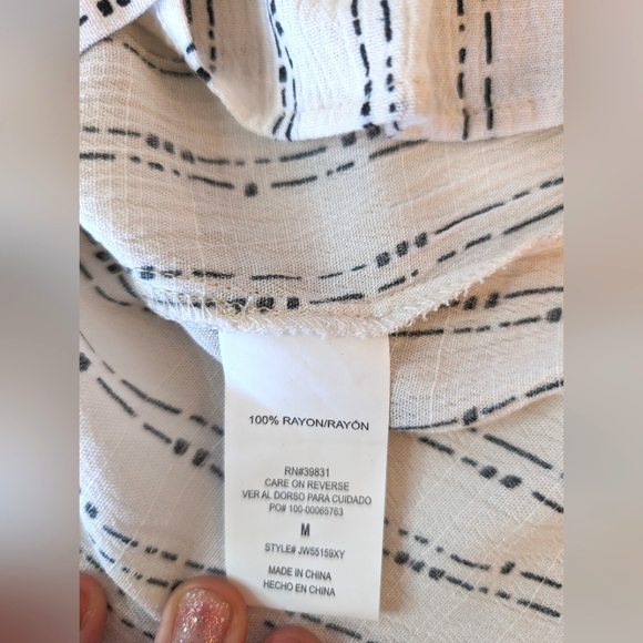 Altar'd State Button Down Ruffle Wonder Tank Top - Picture 4 of 4